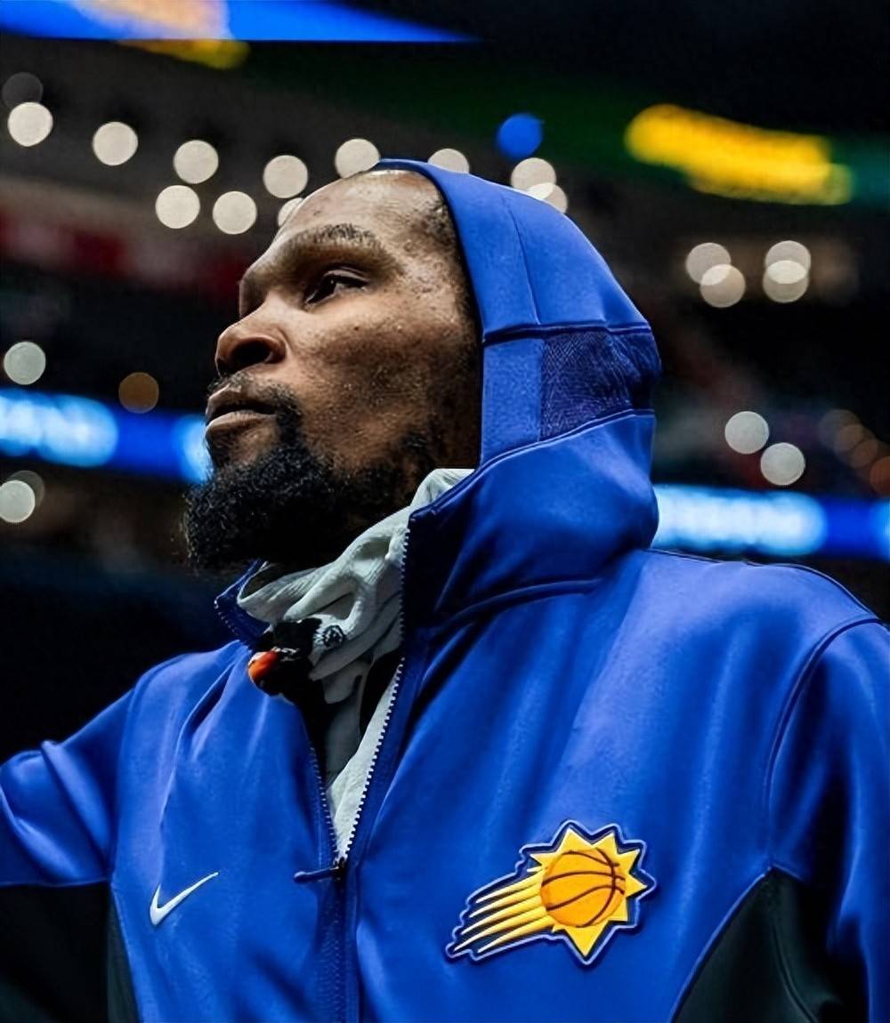 真不该解体！火箭本可大圆满，哈登谈保罗说出心里话，他憋了太久